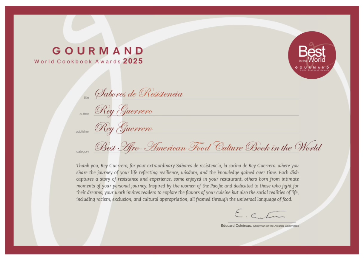 Certificado oficial Gourmand World Cookbook Awards 2025 — Sabores de Resistencia de Rey Guerrero